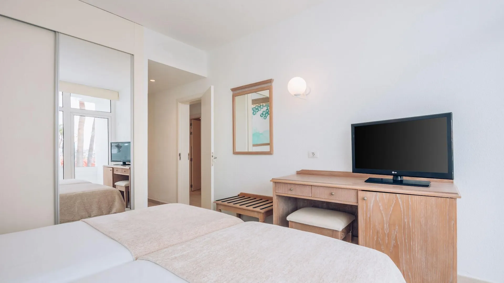 **** Ξενοδοχείο Iberostar Waves Las Dalias All Inclusive Costa Adeje  Ισπανία